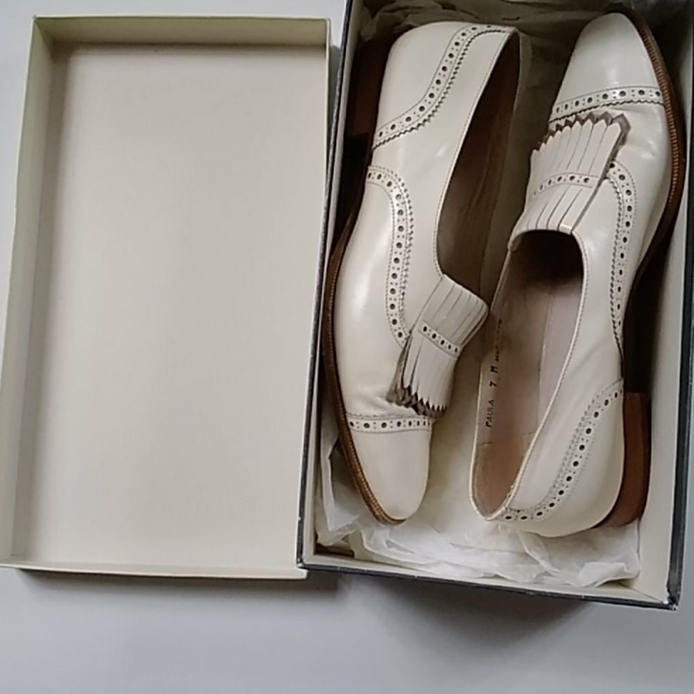 VTG,Bally Paula Cream Calf M  MADE IN ITALY